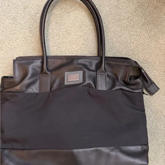 NWOT Cybex Platinum Tote Diaper Bag in Deep Black - Picture 7 of 12